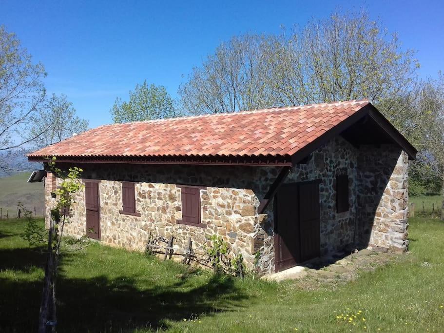 Gite Individuel Au Pays Basque A 1,5Km De St-Jean-Pied-De-Port サン・ジャン・ピエ・ド・ポル エクステリア 写真