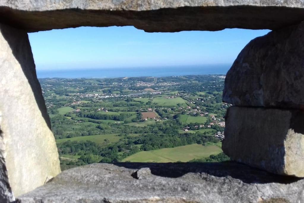 Gite Individuel Au Pays Basque A 1,5Km De St-Jean-Pied-De-Port サン・ジャン・ピエ・ド・ポル エクステリア 写真